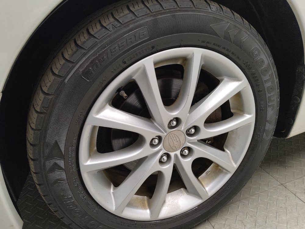 Used 2014 Subaru Impreza 2.0i Premium w/ All-Weather Package w/CVT AWD/4WD image 31