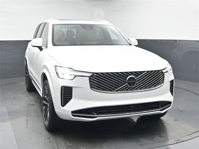 New 2026 Volvo XC90 B6 Ultra image 2