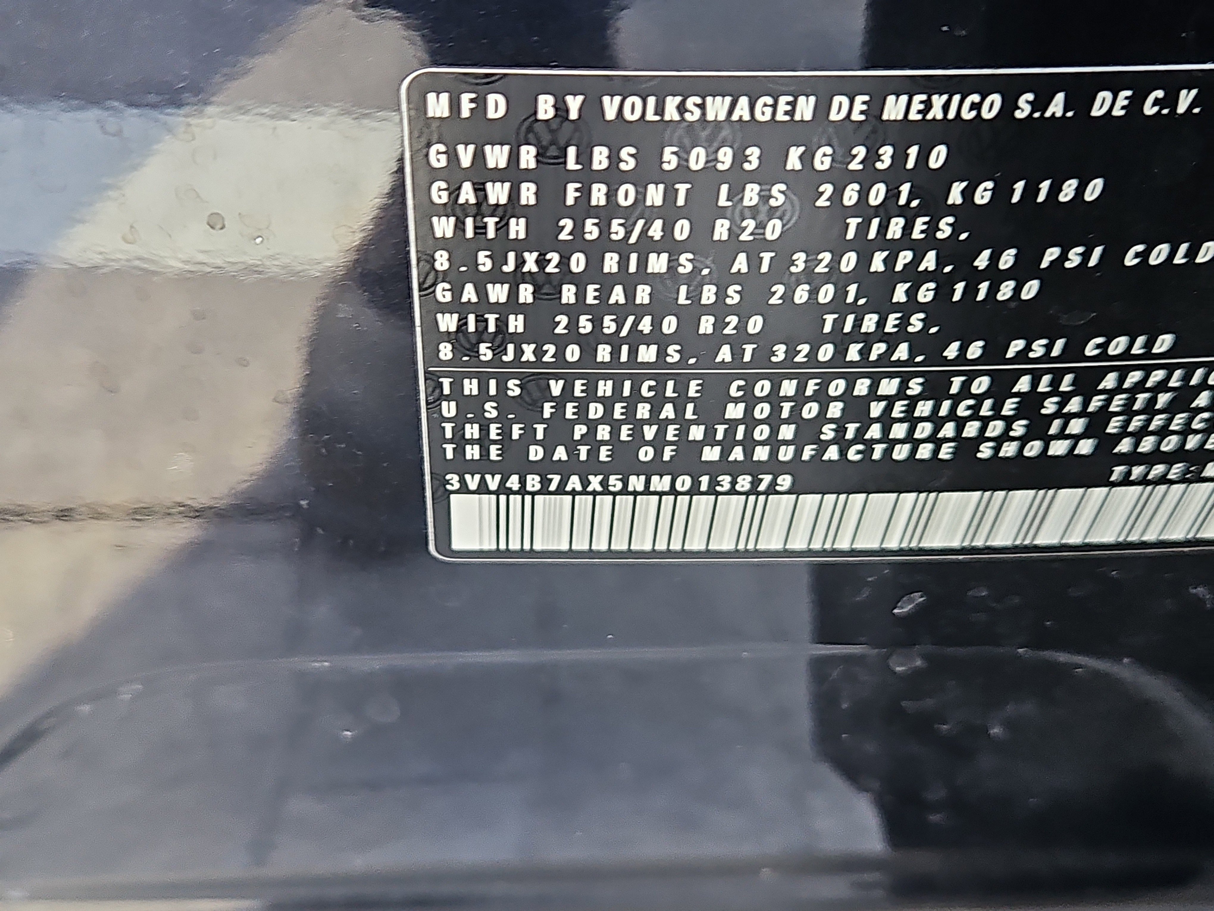 Used 2022 Volkswagen Tiguan SEL R-Line image 8