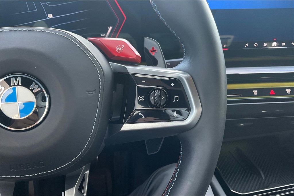 Used 2025 BMW M5 image 12