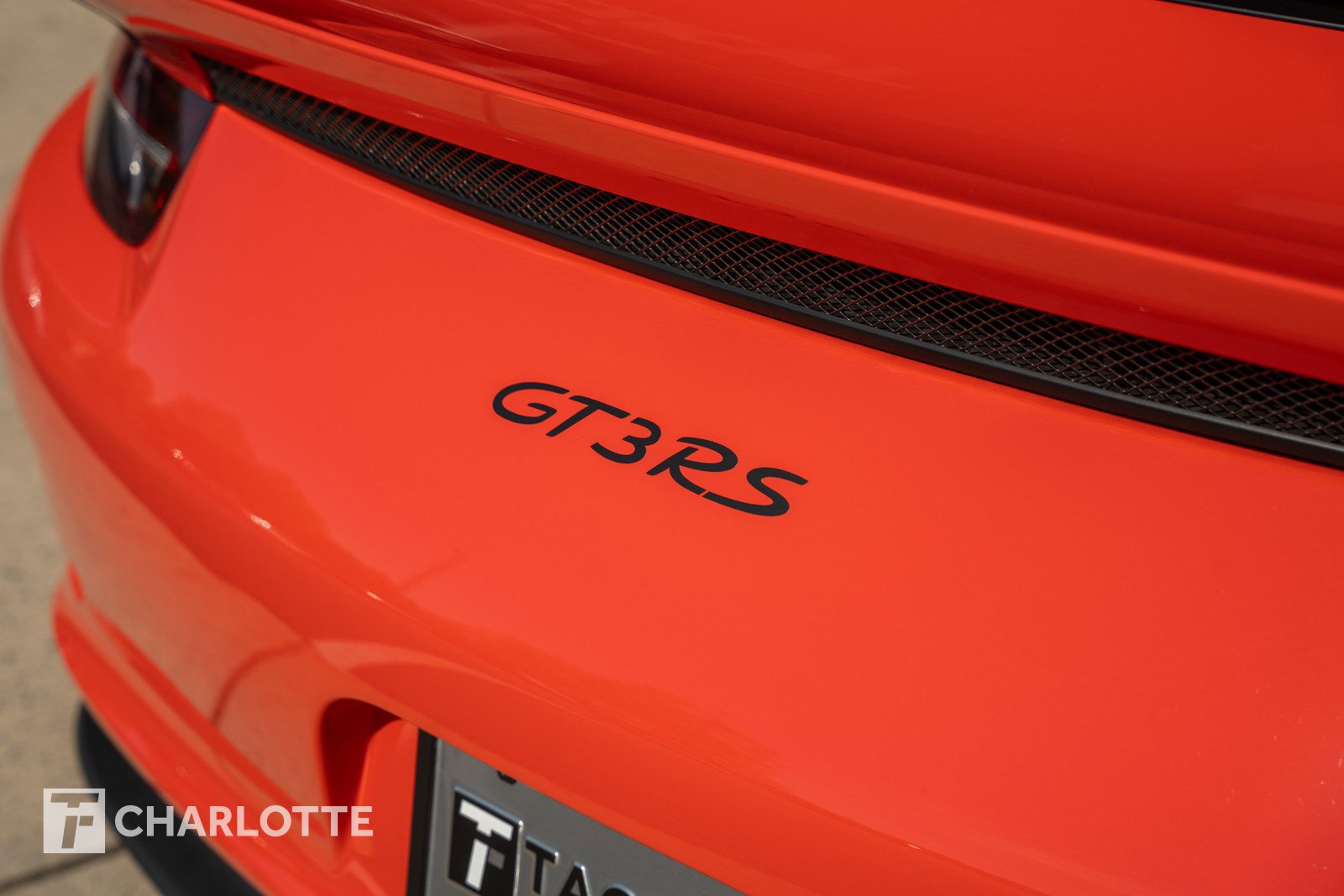 Used 2016 Porsche 911 GT3 RS w/ Painted Interior Package RWD image 17