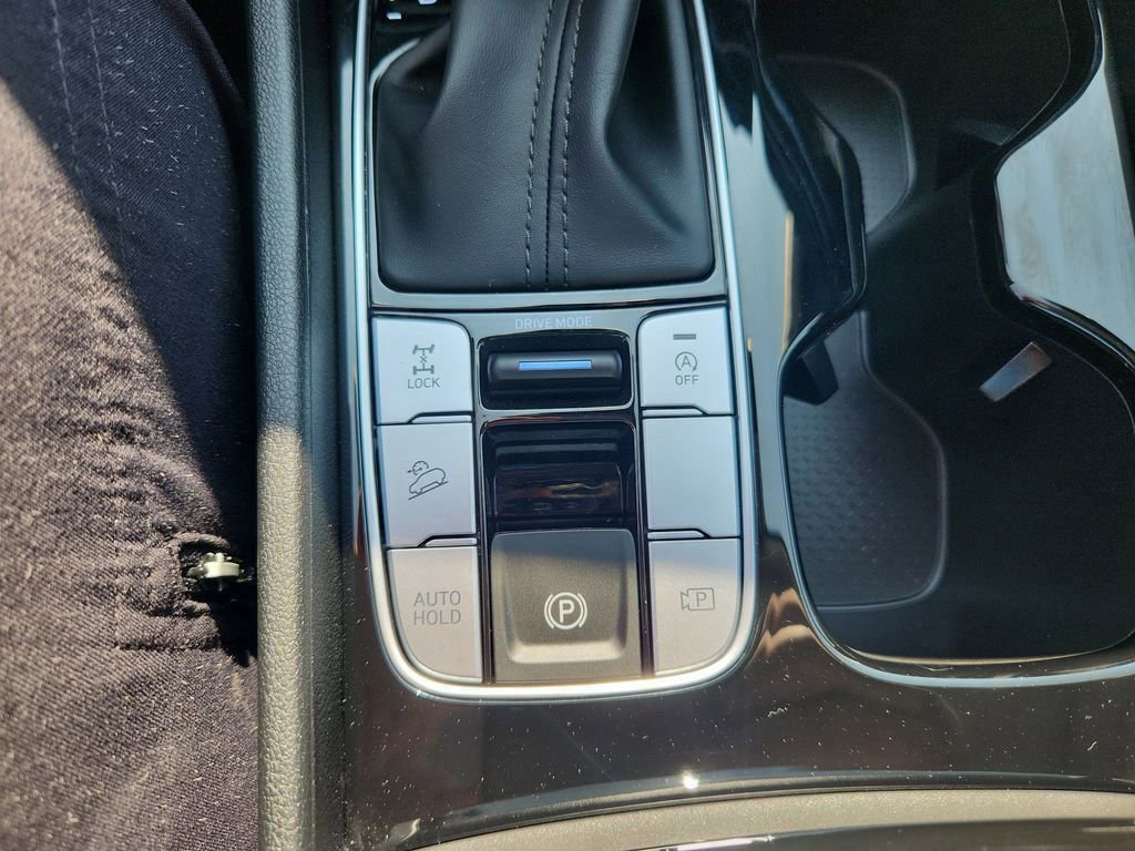 Used 2025 Hyundai Tucson SE image 26