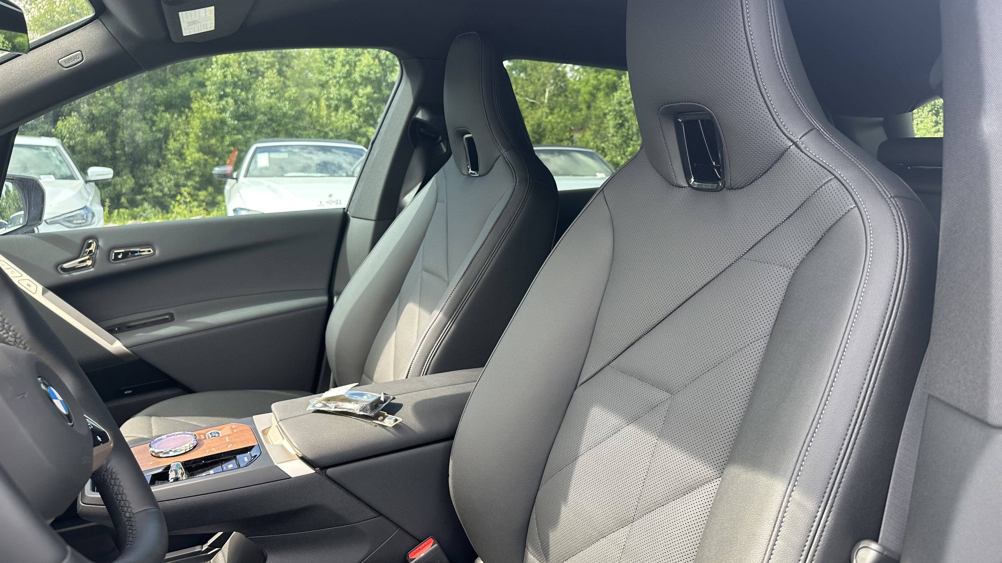 Used 2026 BMW iX xDrive45 w/ Executive Package image 13