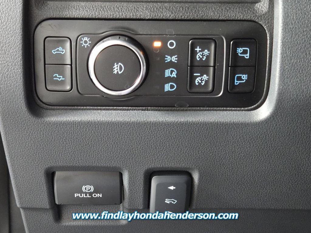 Used 2026 Ford F350 Platinum w/ Tremor Off-Road Package AWD/4WD image 30