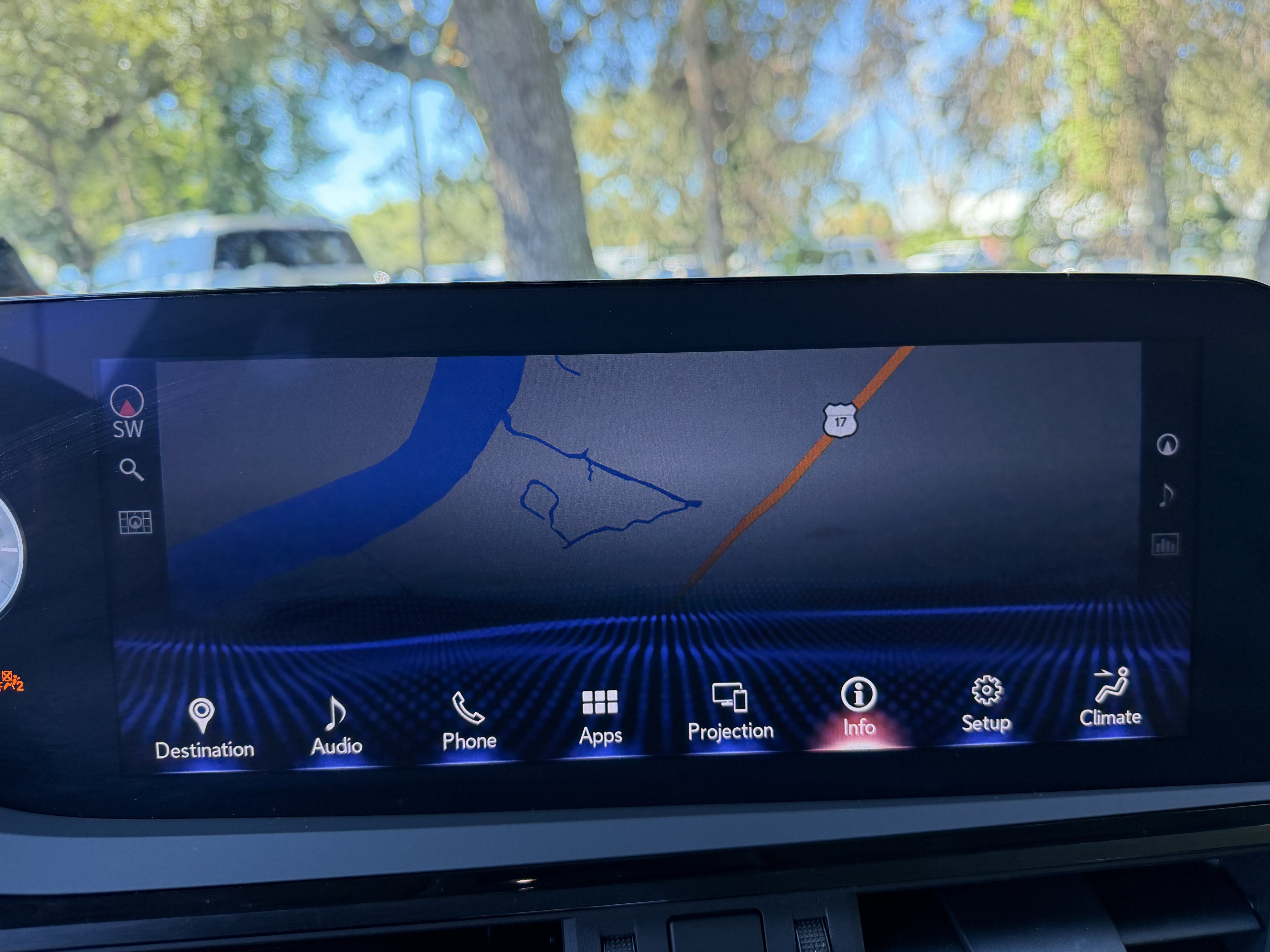 Used 2022 Lexus ES 300h Ultra Luxury FWD image 24