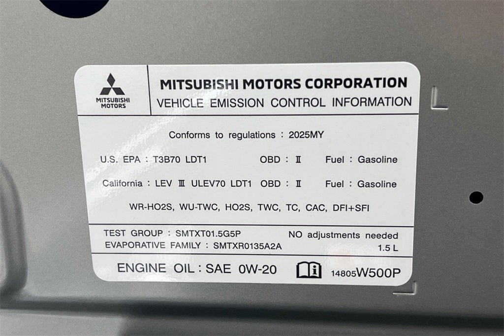 Used 2025 Mitsubishi Eclipse Cross Black Edition image 35