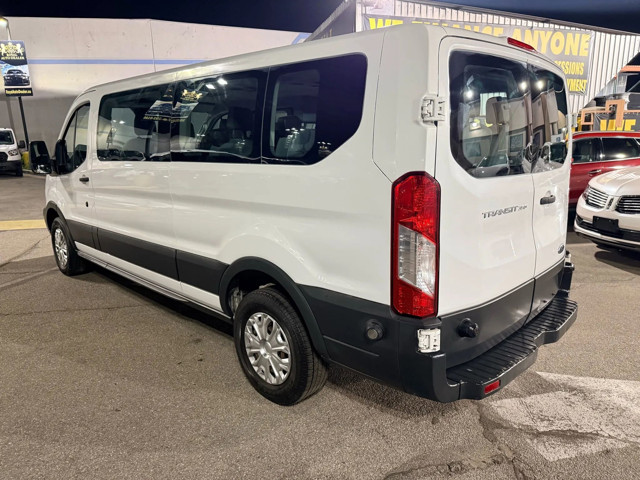 Used 2015 Ford Transit 350 XLT RWD image 33