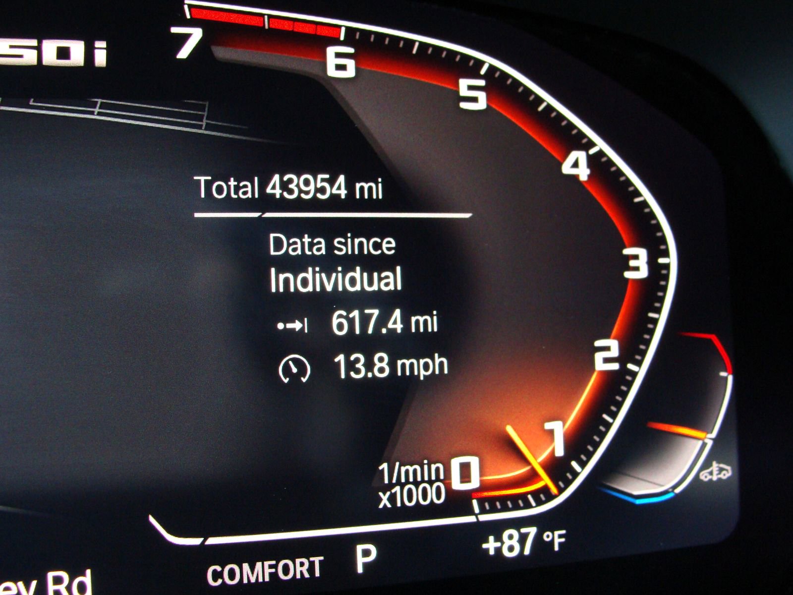 Used 2021 BMW X5 M50i w/ Executive Package image 12