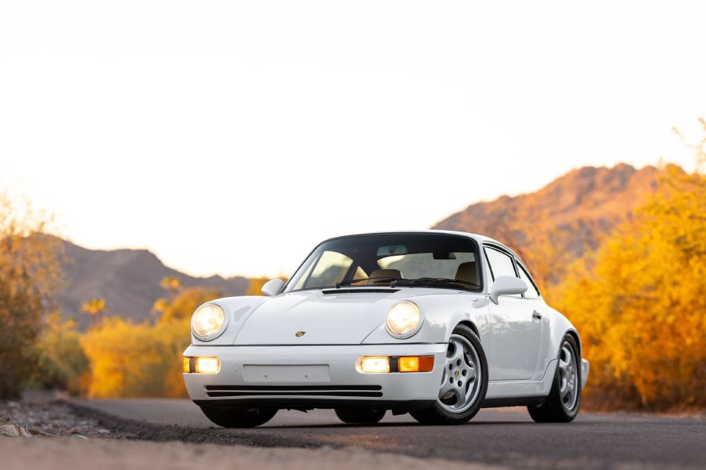 Used 1992 Porsche 911 Carrera RWD image 11