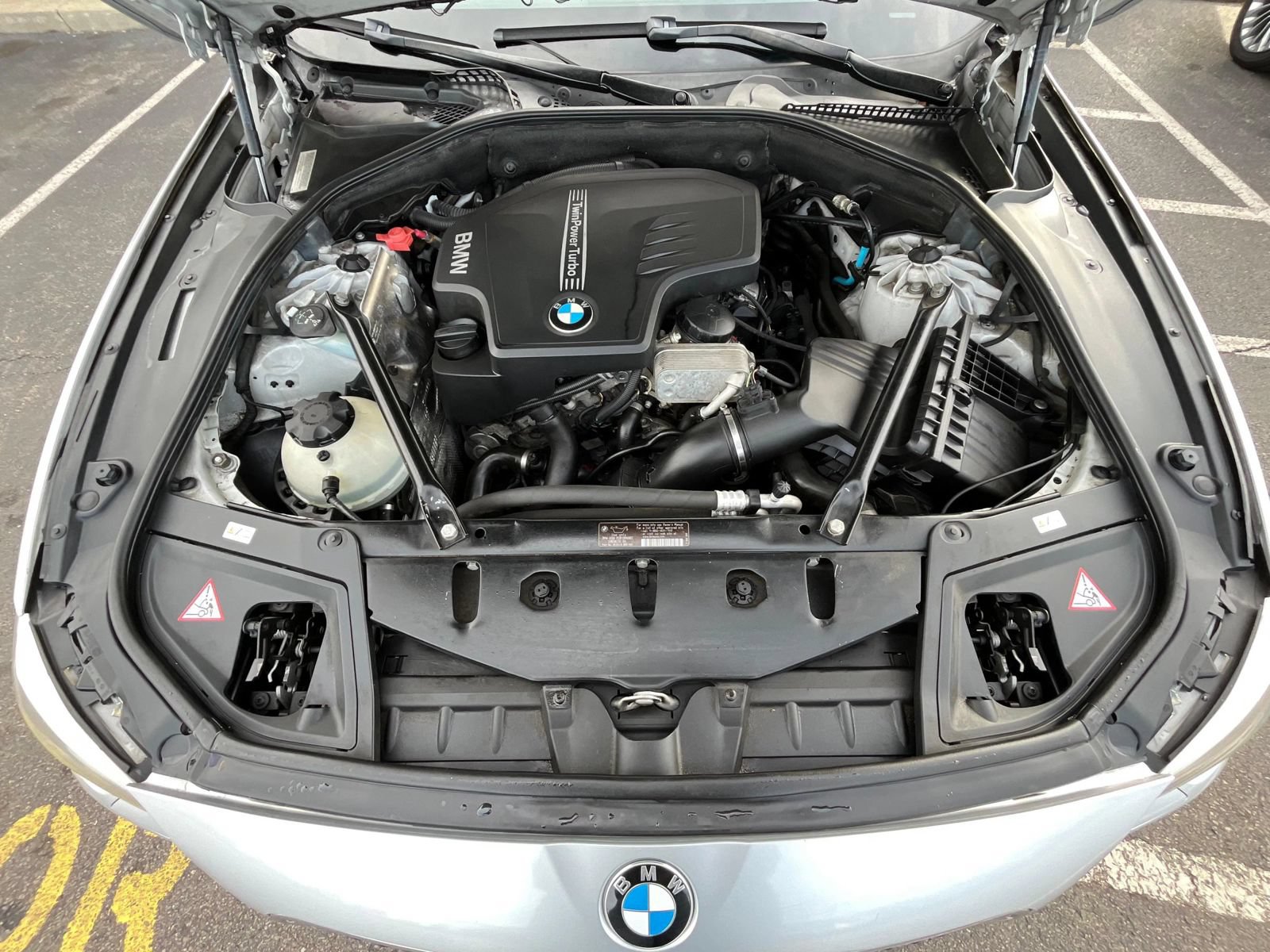 Used 2012 BMW 528i xDrive Sedan AWD/4WD image 5