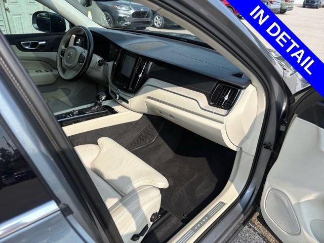 Used 2019 Volvo XC60 T5 Inscription w/ Protection Package AWD/4WD image 40