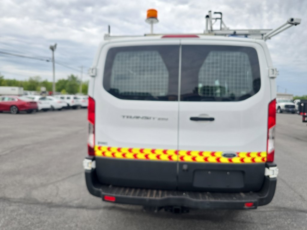 Used 2016 Ford Transit 250 130 Low Roof RWD image 14