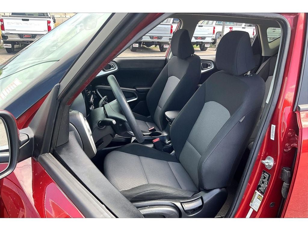 Used 2022 Kia Soul LX w/ Technology Package FWD image 27