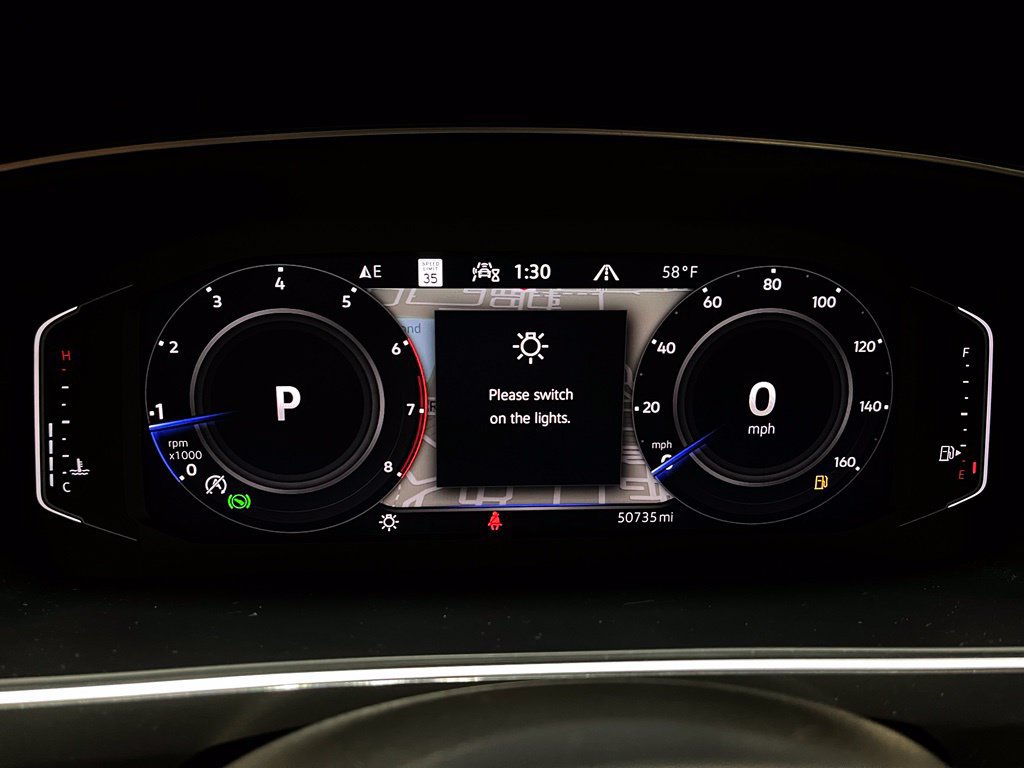 Used 2022 Volkswagen Tiguan SEL R-Line AWD/4WD image 5