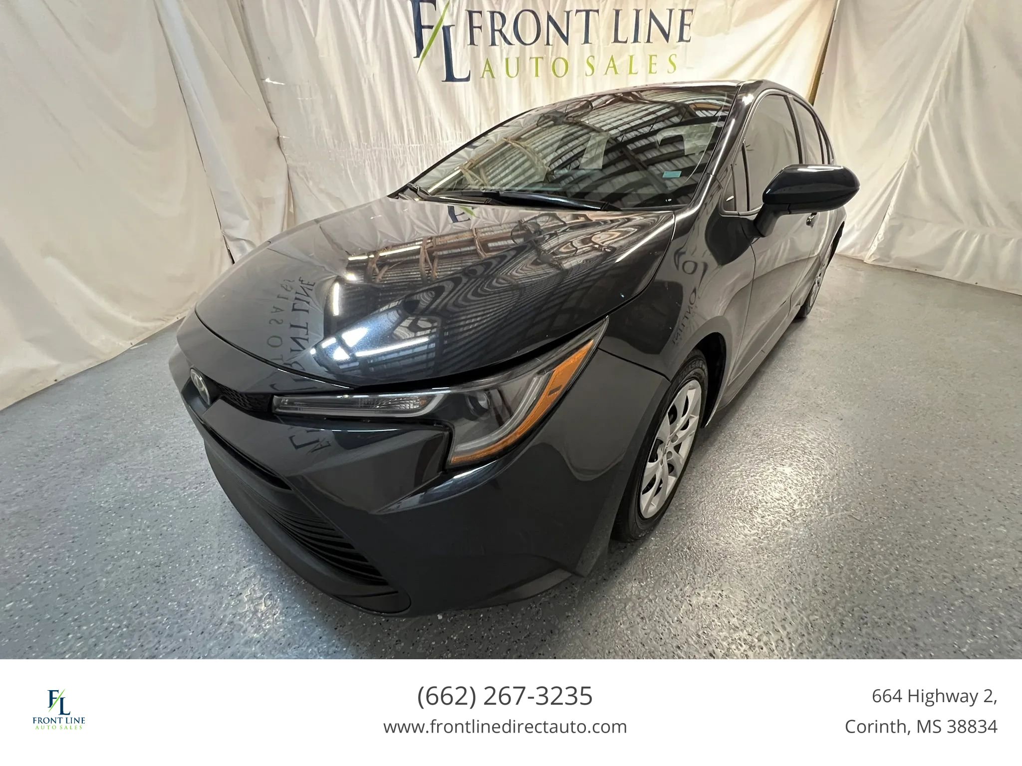 Used 2023 Toyota Corolla LE FWD image 3