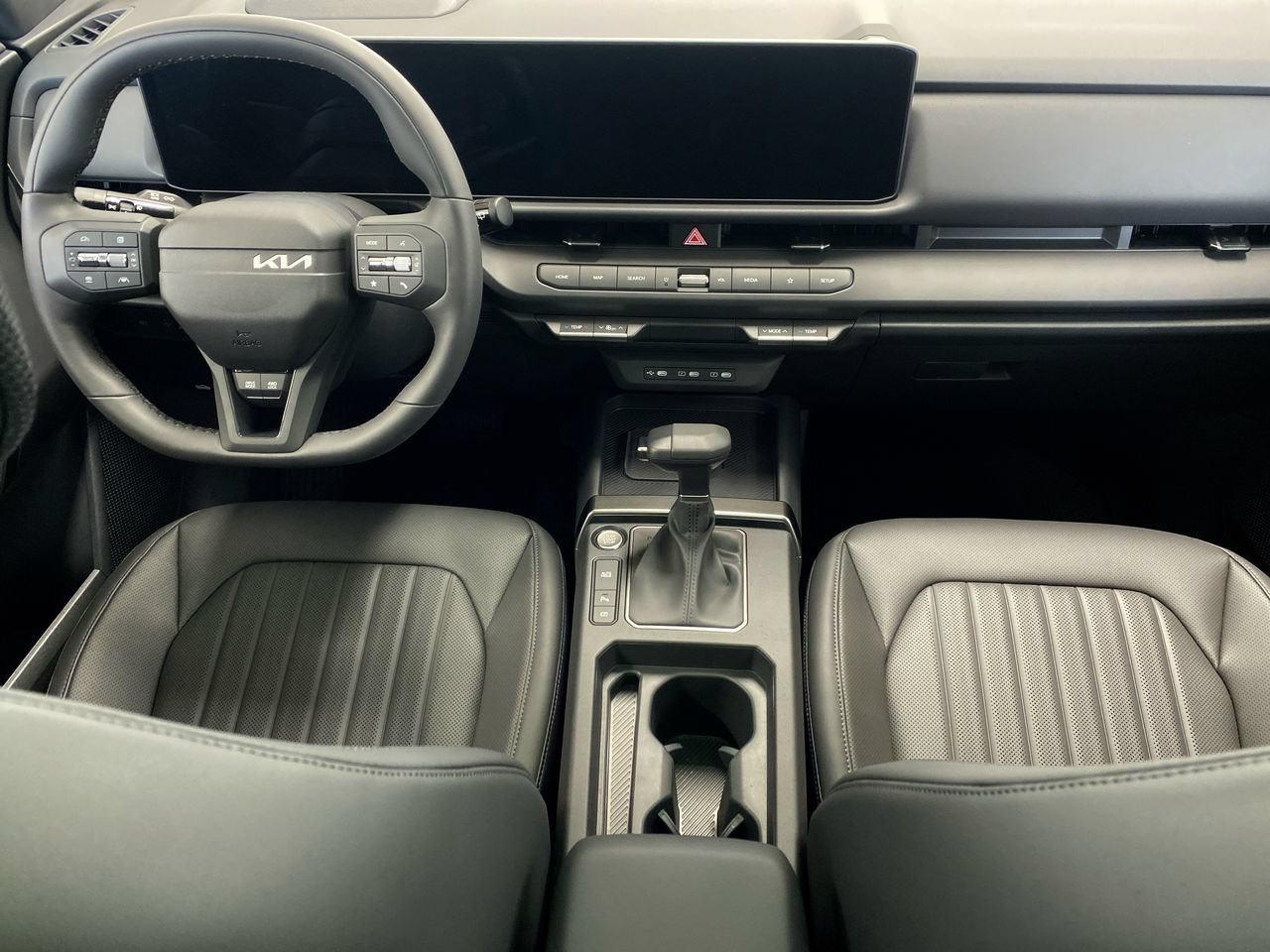 New 2027 Kia Seltos X-Line S w/ X-Line S Premium Package AWD/4WD image 32