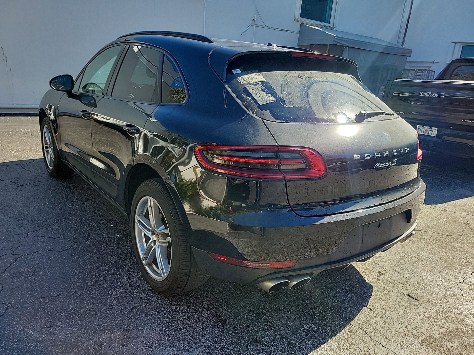 Used 2018 Porsche Macan S image 16