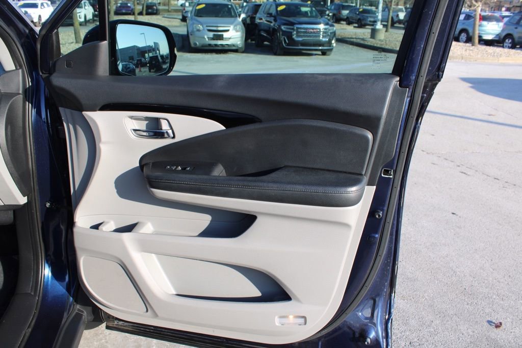Used 2019 Honda Pilot Elite image 23