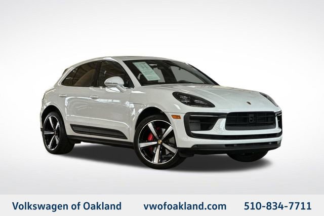 Used 2023 Porsche Macan S image 1