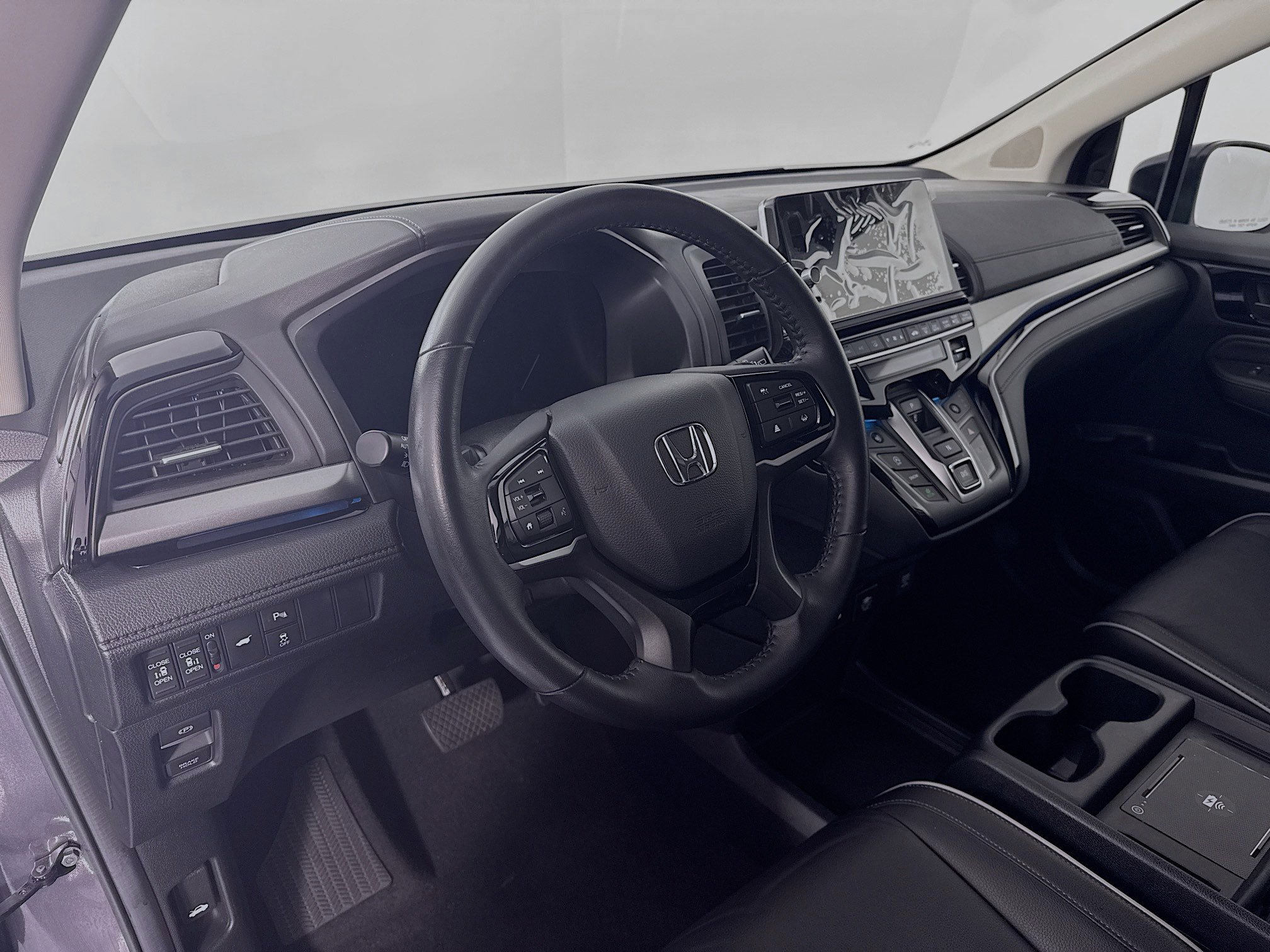 Certified 2025 Honda Odyssey Touring image 9