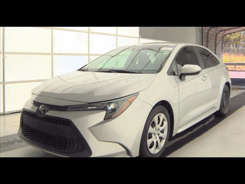 Used 2021 Toyota Corolla LE FWD image 1