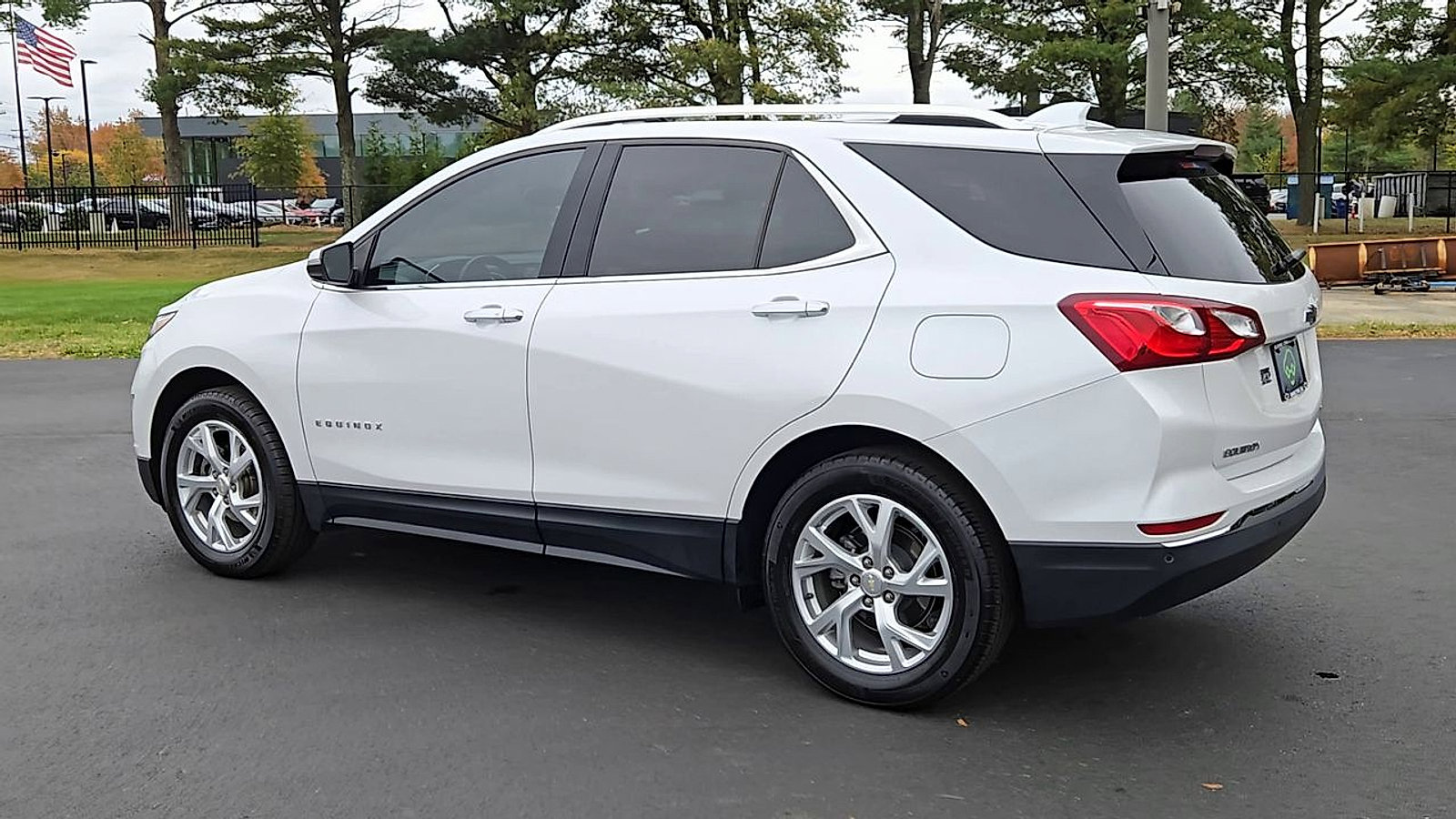 Certified 2021 Chevrolet Equinox Premier image 2