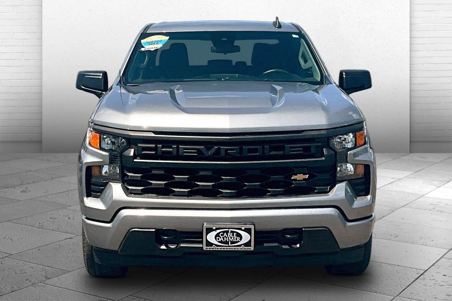 Used 2023 Chevrolet Silverado 1500 Custom AWD/4WD image 2