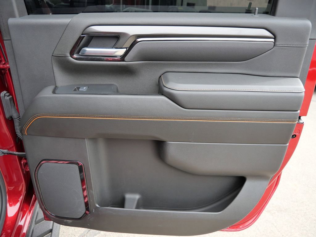 Used 2025 GMC Sierra 2500 AT4 w/ AT4 Premium Plus Package image 18