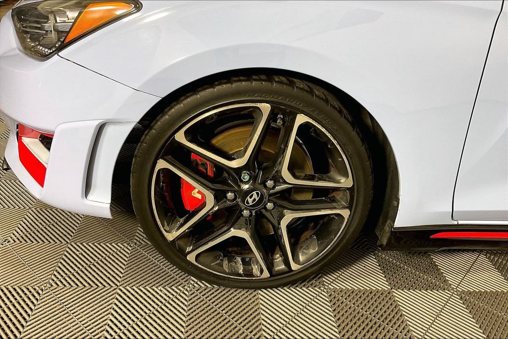 Used 2020 Hyundai Veloster N w/ Performance Package FWD image 10