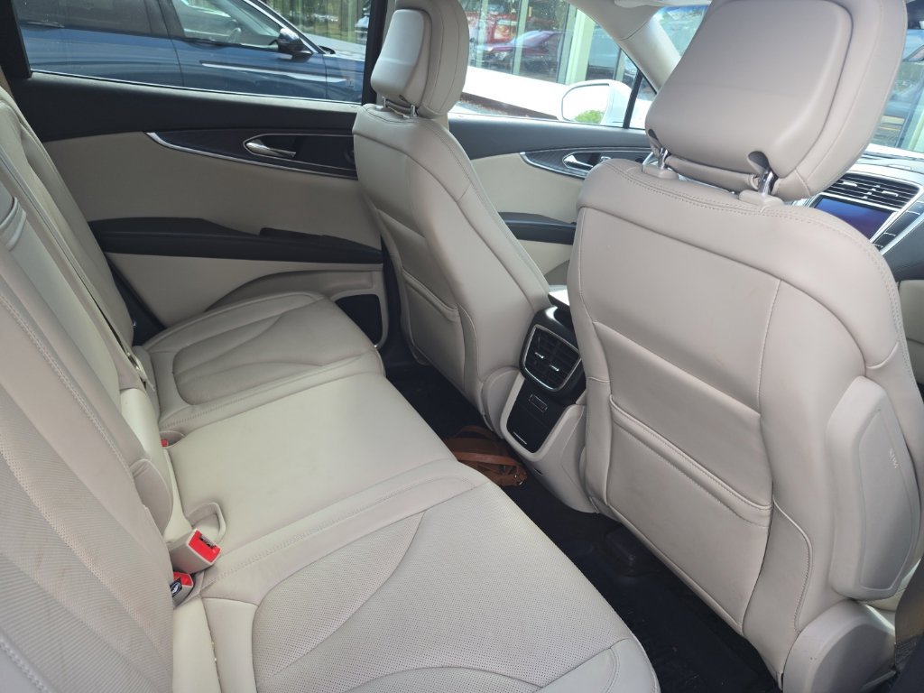 Certified 2020 Lincoln Nautilus Reserve AWD/4WD image 3