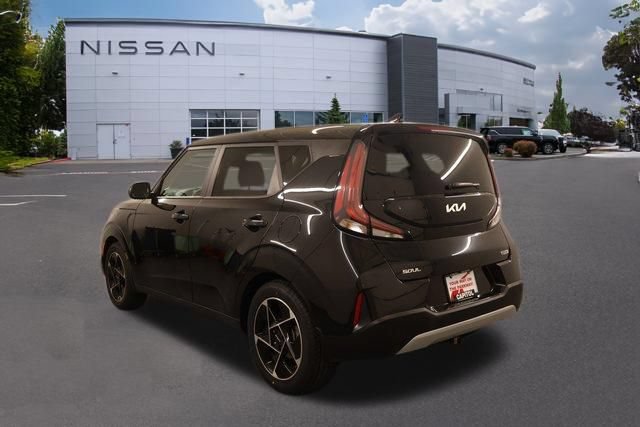 Used 2023 Kia Soul EX FWD image 5