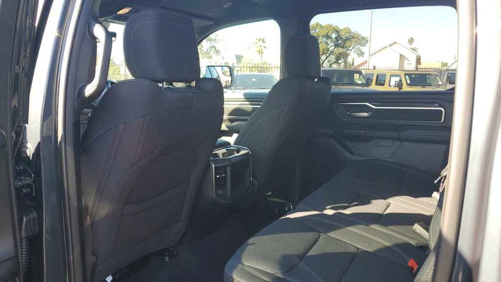 New 2026 RAM 1500 4x4 Crew Cab image 15