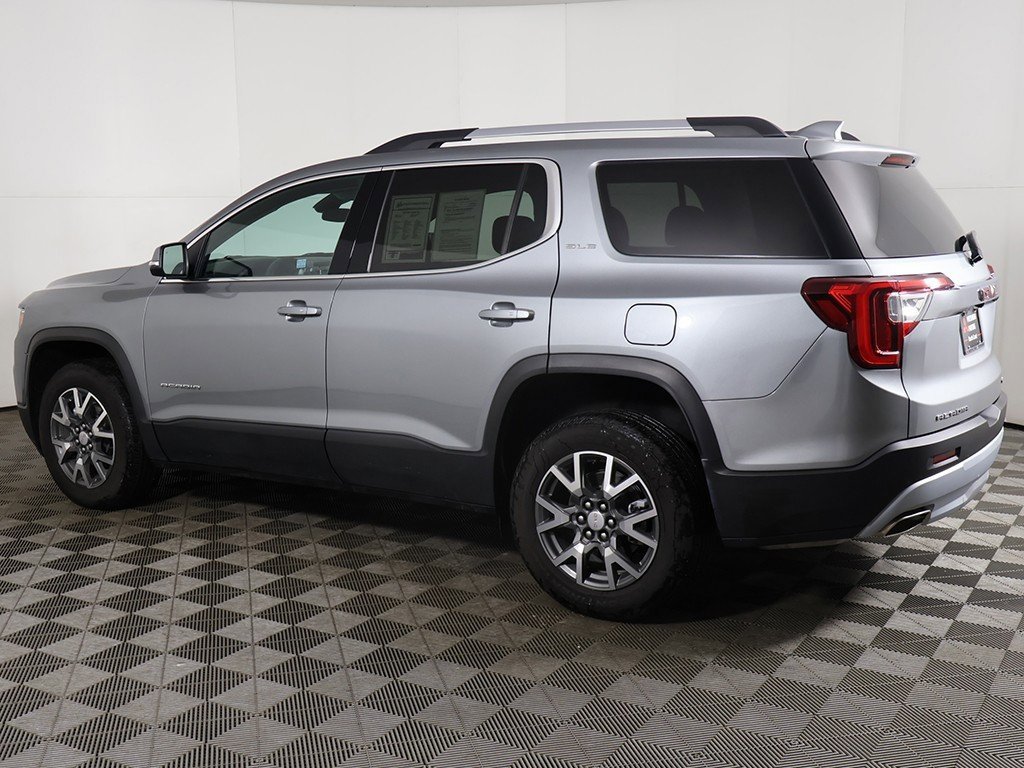 Used 2023 GMC Acadia SLE w/ Driver Convenience Package image 14