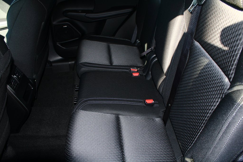 New 2026 Mitsubishi Outlander ES image 11