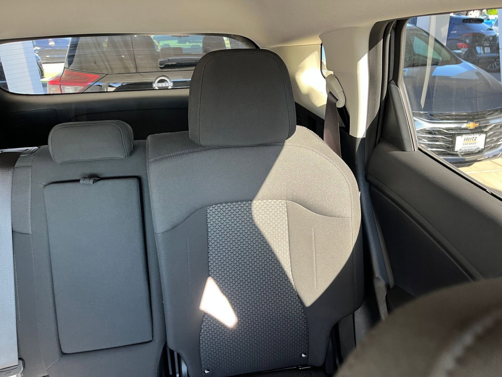 Used 2025 Kia Sportage LX image 37