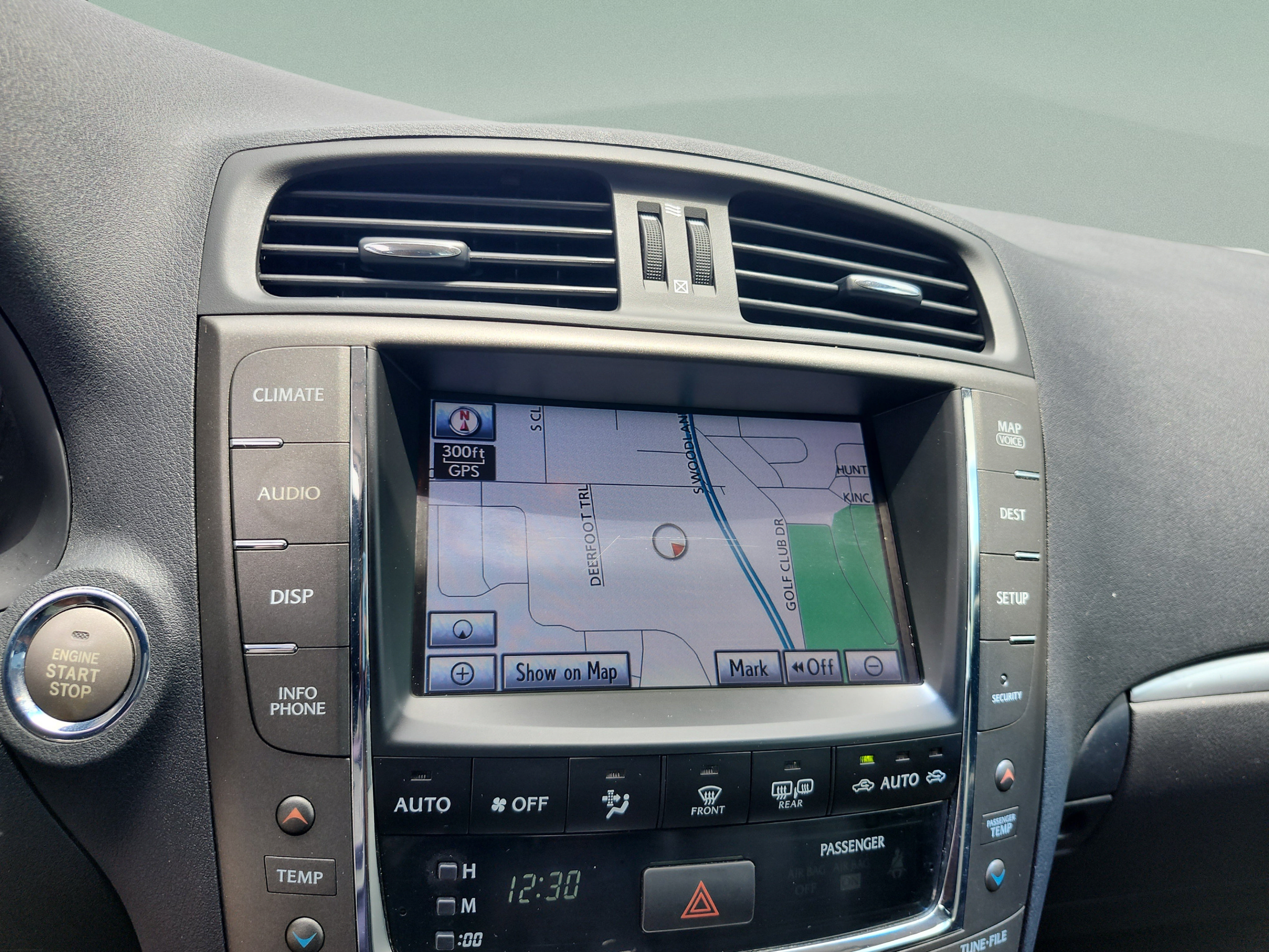 Used 2012 Lexus IS 350C w/ Luxury Pkg RWD image 23