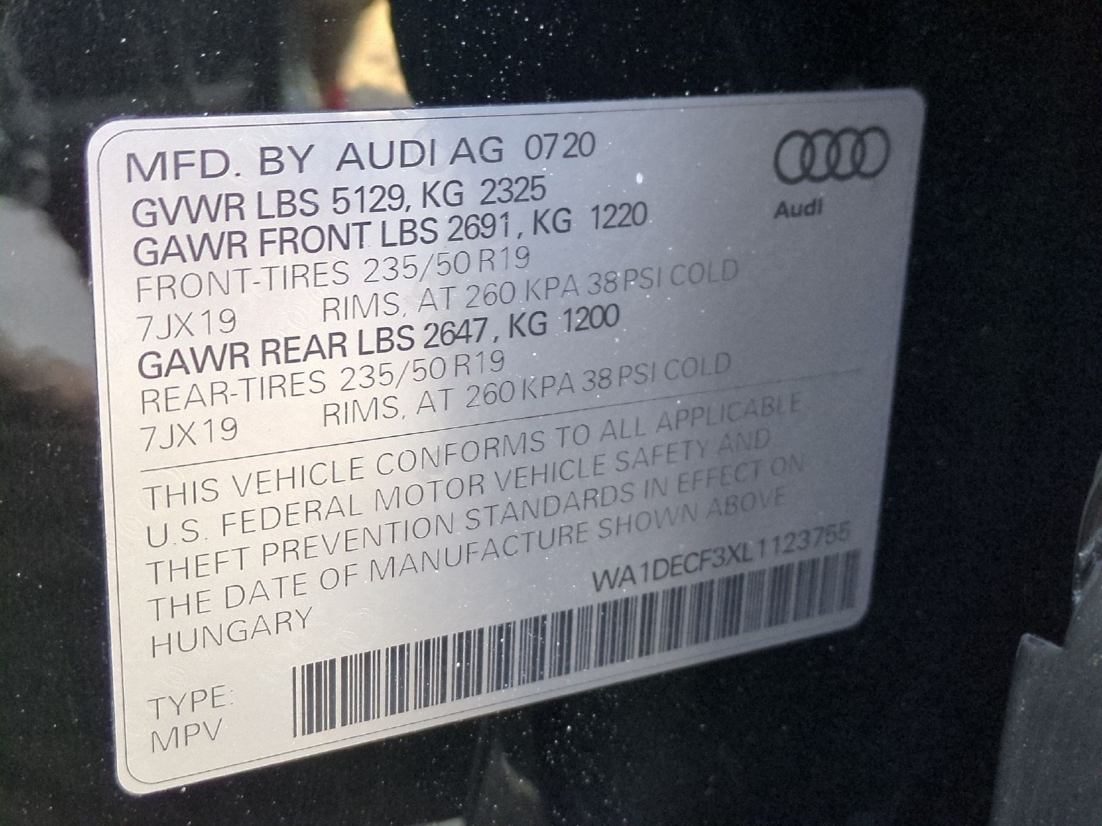 Used 2020 Audi Q3 2.0T Premium w/ Convenience Package AWD/4WD image 17
