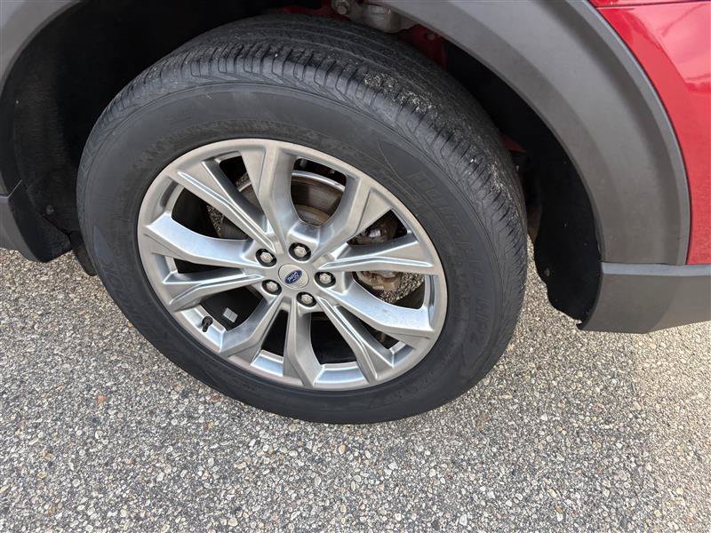 Used 2021 Ford Explorer Limited w/ Equipment Group 301A AWD/4WD image 5
