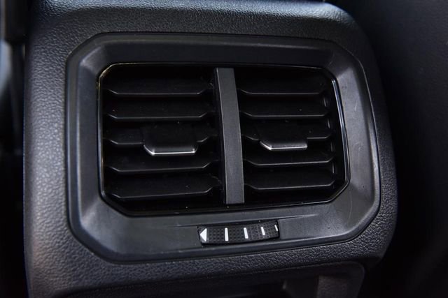 Used 2024 Volkswagen Tiguan SE R-Line AWD/4WD image 25