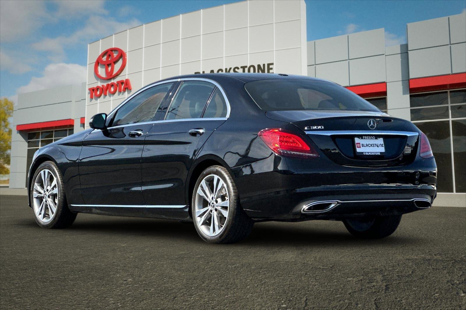 Used 2019 Mercedes-Benz C 300 Sedan image 5