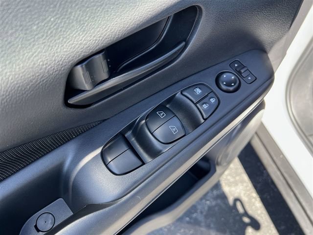 Used 2025 Nissan Kicks Play S image 18
