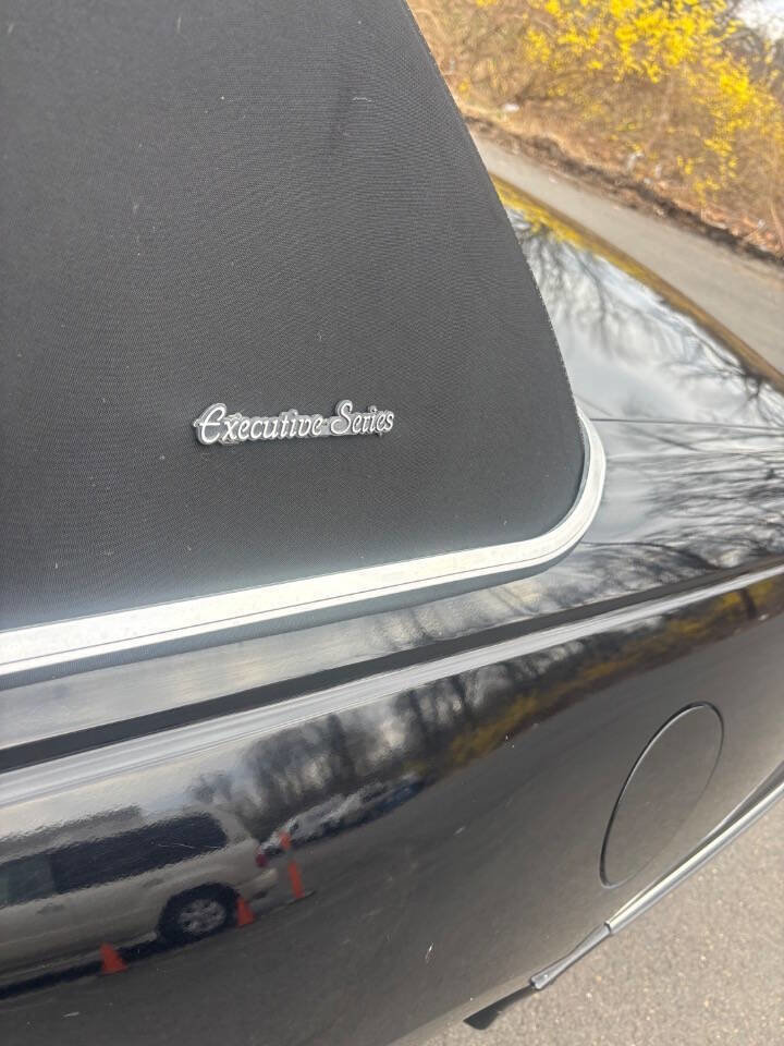 Used 2000 Lincoln Town Car Executive image 10