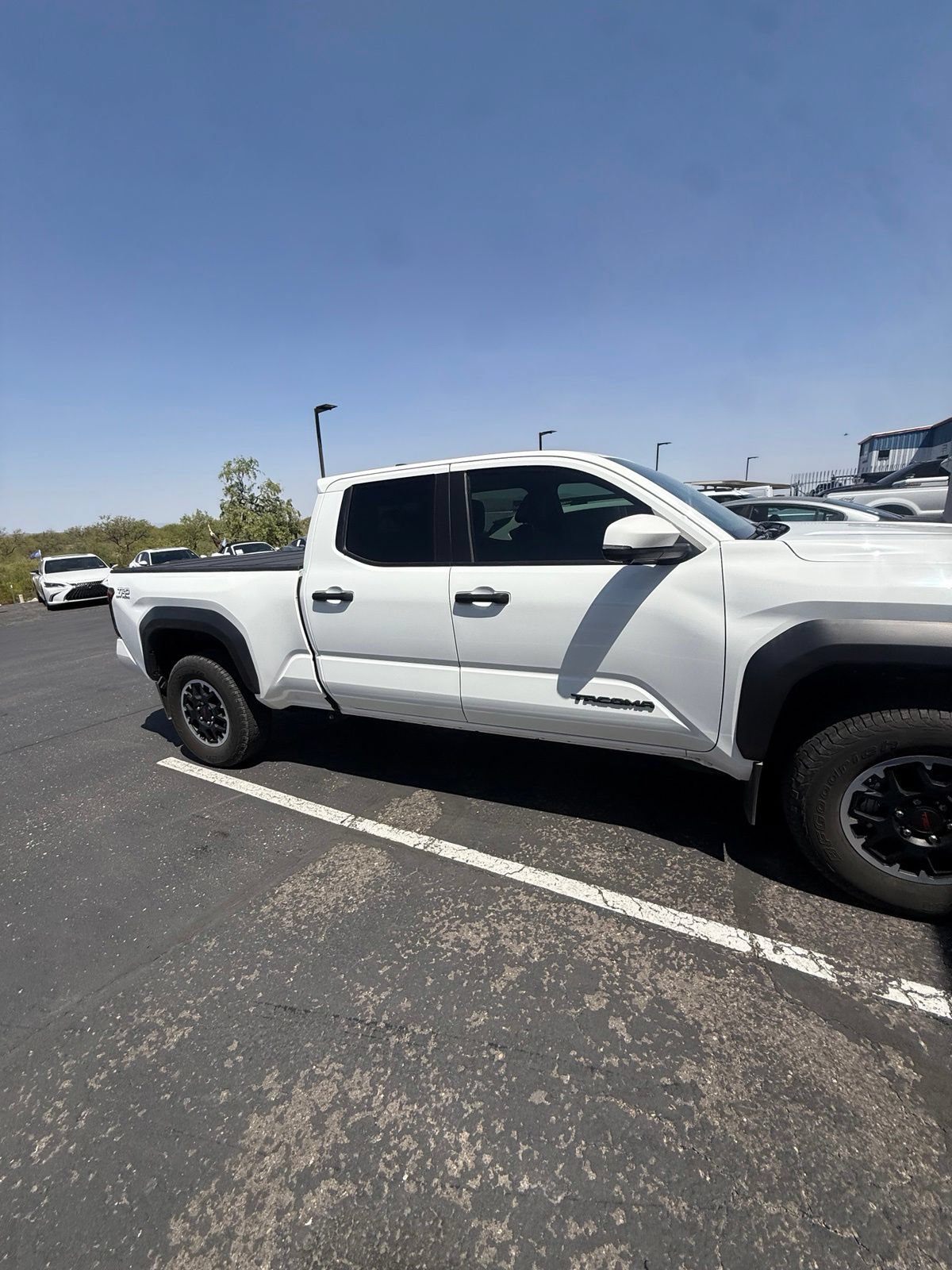 Used 2024 Toyota Tacoma TRD Off-Road w/ TRD Off Road Premium Package AWD/4WD image 2