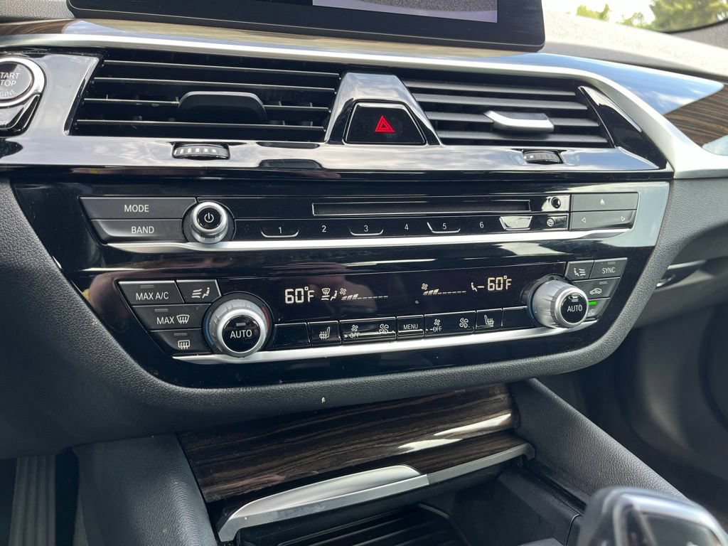 Used 2018 BMW 530i xDrive AWD/4WD image 35