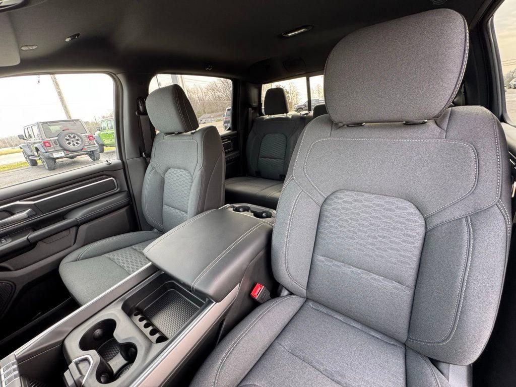 New 2026 RAM 1500 Big Horn AWD/4WD image 18