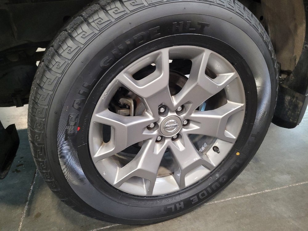 Used 2020 Nissan Frontier SV image 31