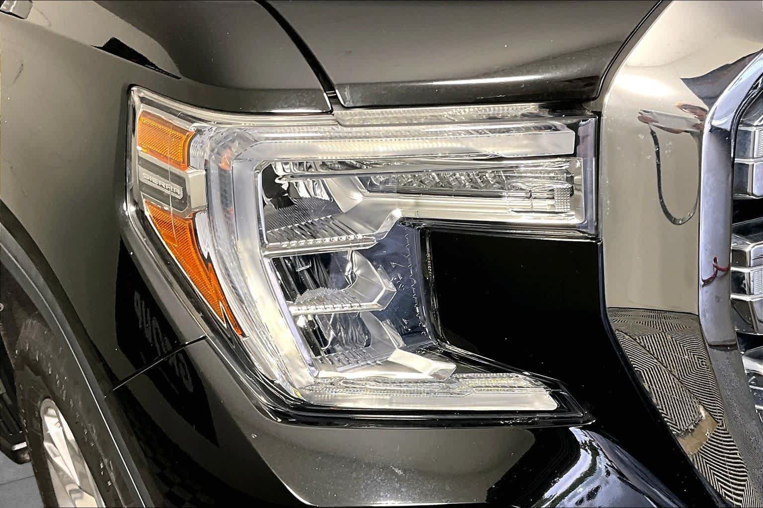 Used 2020 GMC Sierra 1500 SLT AWD/4WD image 26
