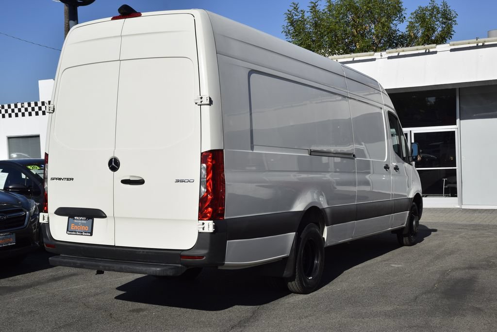 Used 2024 Mercedes-Benz Sprinter 3500 w/ Acoustic Package image 6