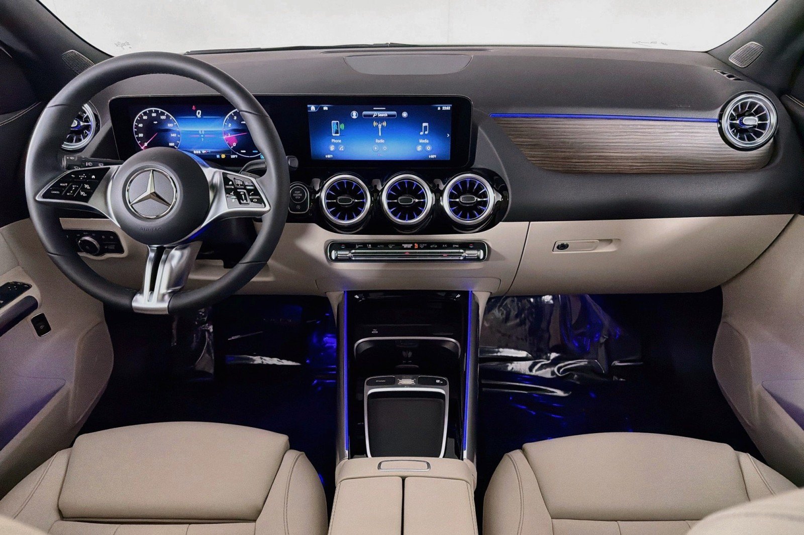 New 2026 Mercedes-Benz GLA 250 image 11