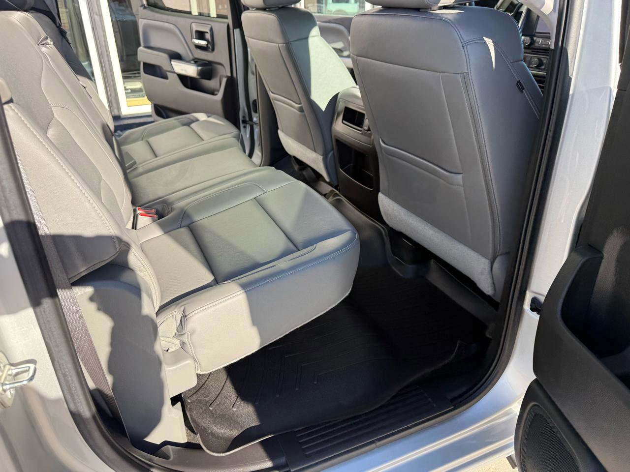 Used 2016 Chevrolet Silverado 1500 LTZ w/ LTZ Plus Package AWD/4WD image 15